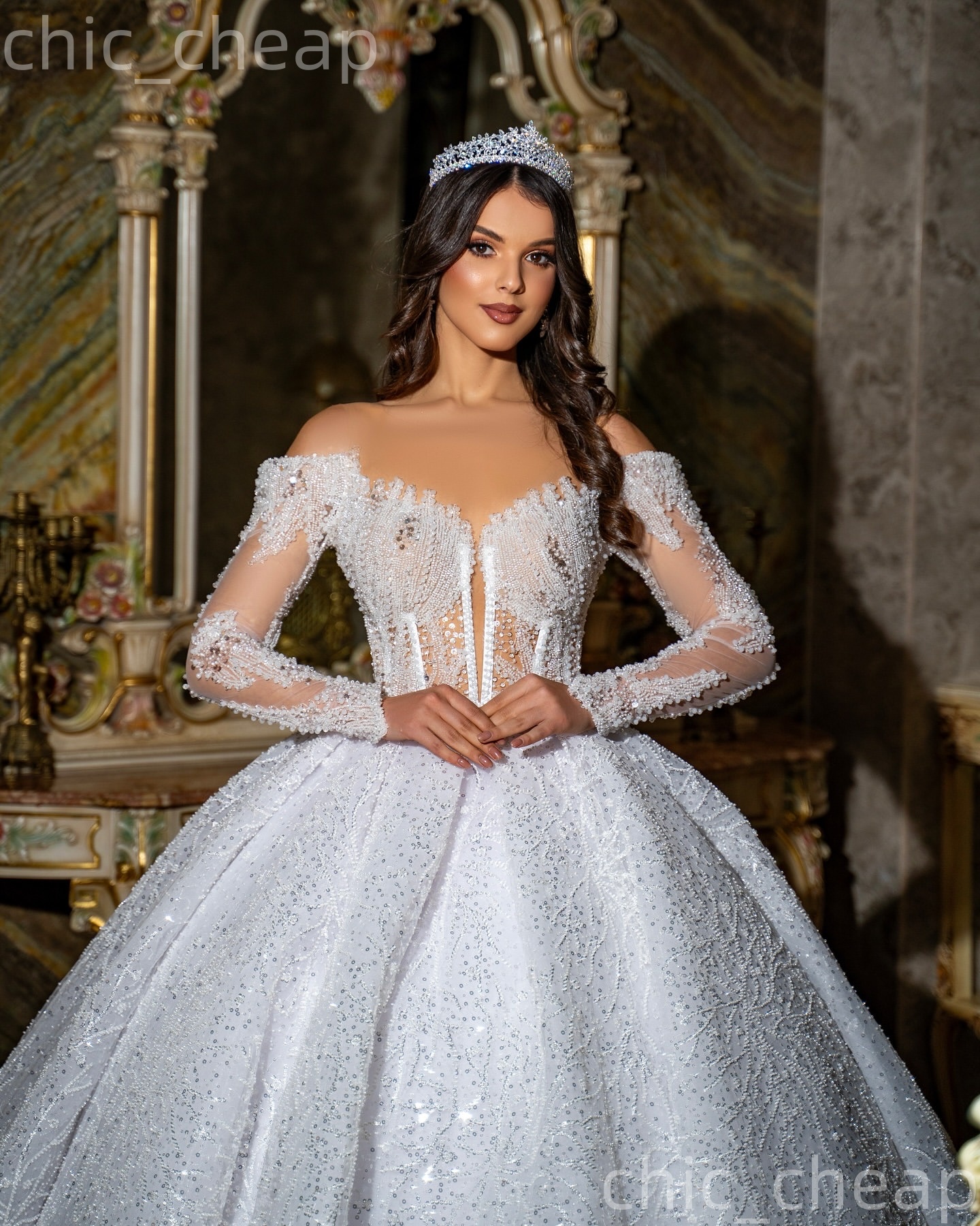 Gorgeous 2026 Ivory Ball Gown Wedding Dress Sheer Neck Full Sleeves Beaded Sequined Sparkly Vintage Bridal Gowns Dresses ZJ2391