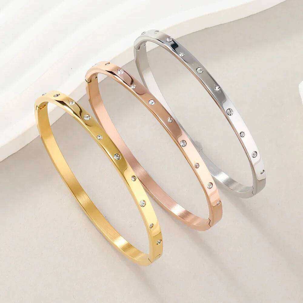 Titanium Buckle O-type Bracelet Does Not Fade Light Luxury Ten Zircon Diamond Stainless Steel Bangles Jewelry for Women Z260123