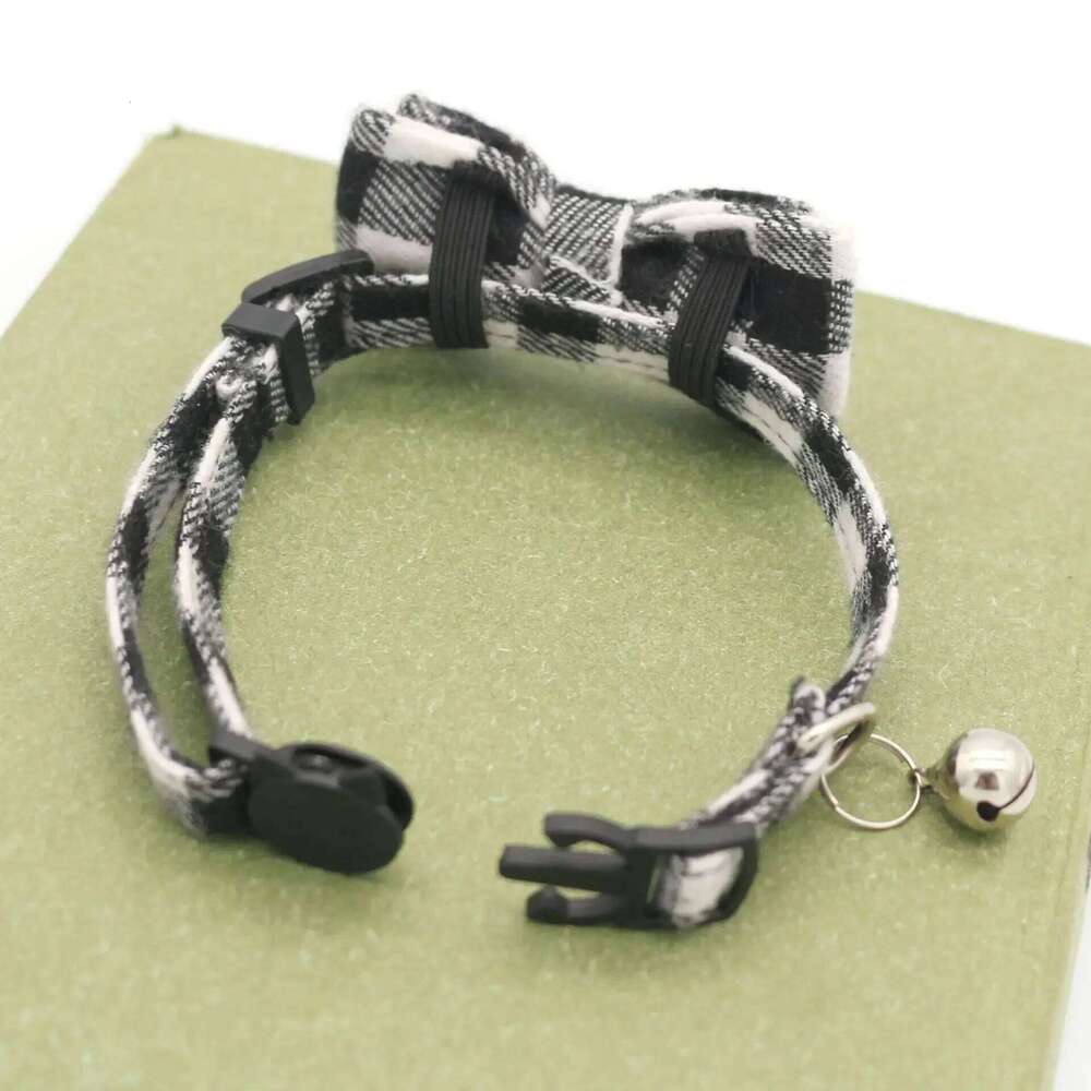 Cat Bell Collar, Butterfly Bow Tie, Pet Outdoor Optional Leash, Cat Walking Rope, Small Dog Collar, Cute Neck Ring