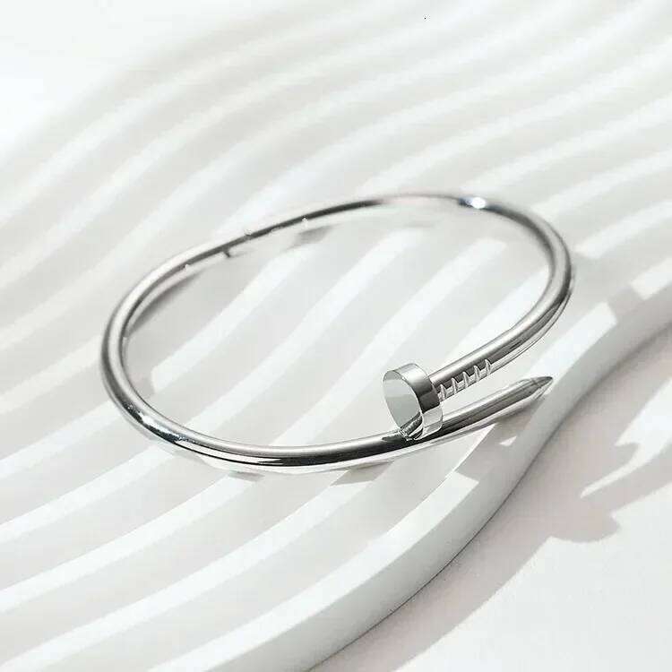 Stainless Streel Gold Silver Solid Metalic Bangle Cuff New Design Nail Fashion Women Teenager Girls Bracelet Jewelry Wristband Z260123