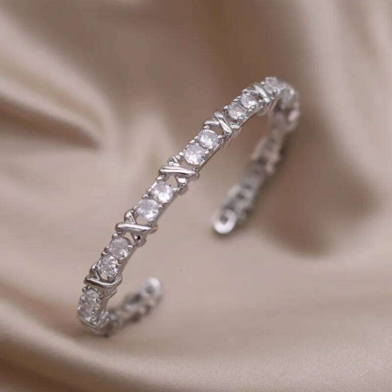 2024 French new design fashion jewelry two-color plated zircon letter X opening bracelet elegant women's daily work accessories Z260123