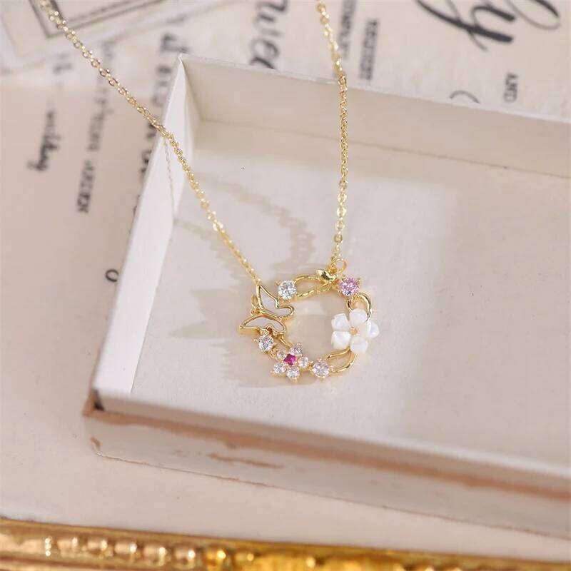 Fashion Cherry Blossoms Flower For Women Romantic Crystal Zircon Butterfly Flowers Pearl Shell Necklace Wedding Jewelry Z260123