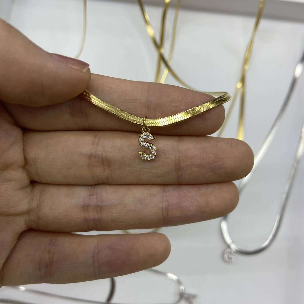HECHENG,Initial 26 letters Necklace,Stainless Steel Real Gold Plated Jewelry For Women,Custom Name Necklace Z260123