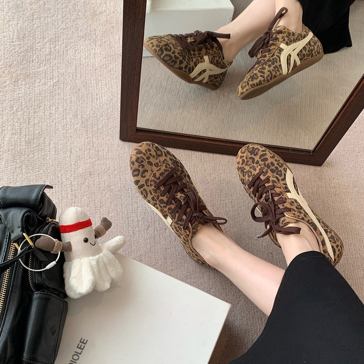 Free Shipping Luxury Shoes 2026 Women's Retro Suede Lace-up Sneakers Contrast Stripe Leopard Print Flat Casual Shoes