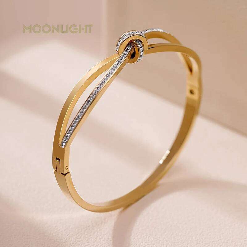 MOONLIGHT Cross Stainless Steel Bracelet for female Simple Classic Golden Cubic Zirconia Cuff Bangle Wedding Party Jewelry Gift Z260123