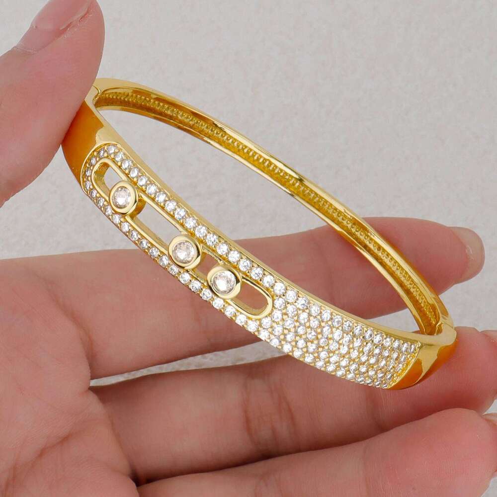 Luxury 18K Gold Plated Stainless Steel Nail Bracelet for Women with Cubic Zirconia Bangle Fashion Daily Wear Jewelry Accessory Z260123