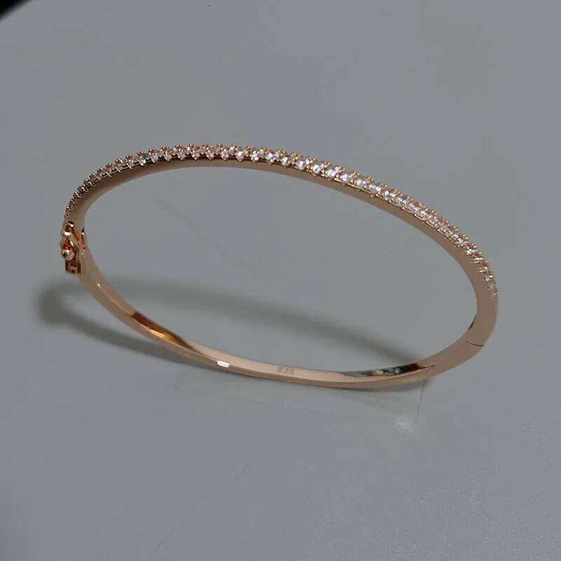 Top Quality Fashion Lovely Pure Sterling 925 Silver For Women Design Bangle Cute Diamond Party Gift Jewelry Size6 Z260123