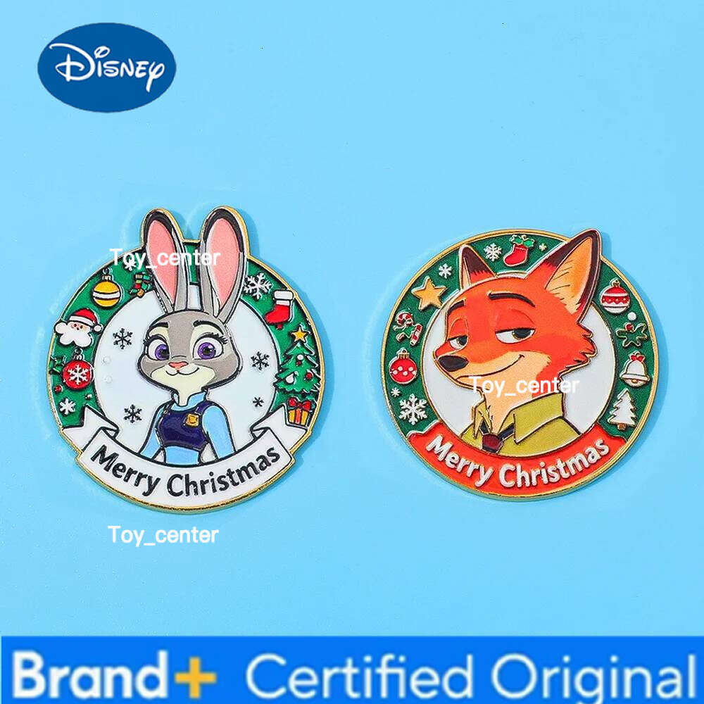 Disney Cute Anime Cartoon Christmas Series Animal Badge Creative Fashion Brooch Pin Backpack Collar Jewelry Gift H260123