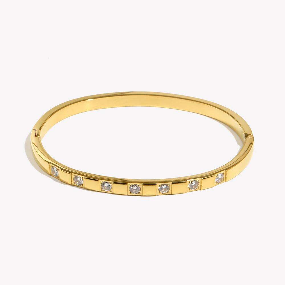 E.B.belle Fashion 316L Stainless 18K Gold Plated Tarnish Free Bangles For Women Rhinestone women's hand bracelets Z260123