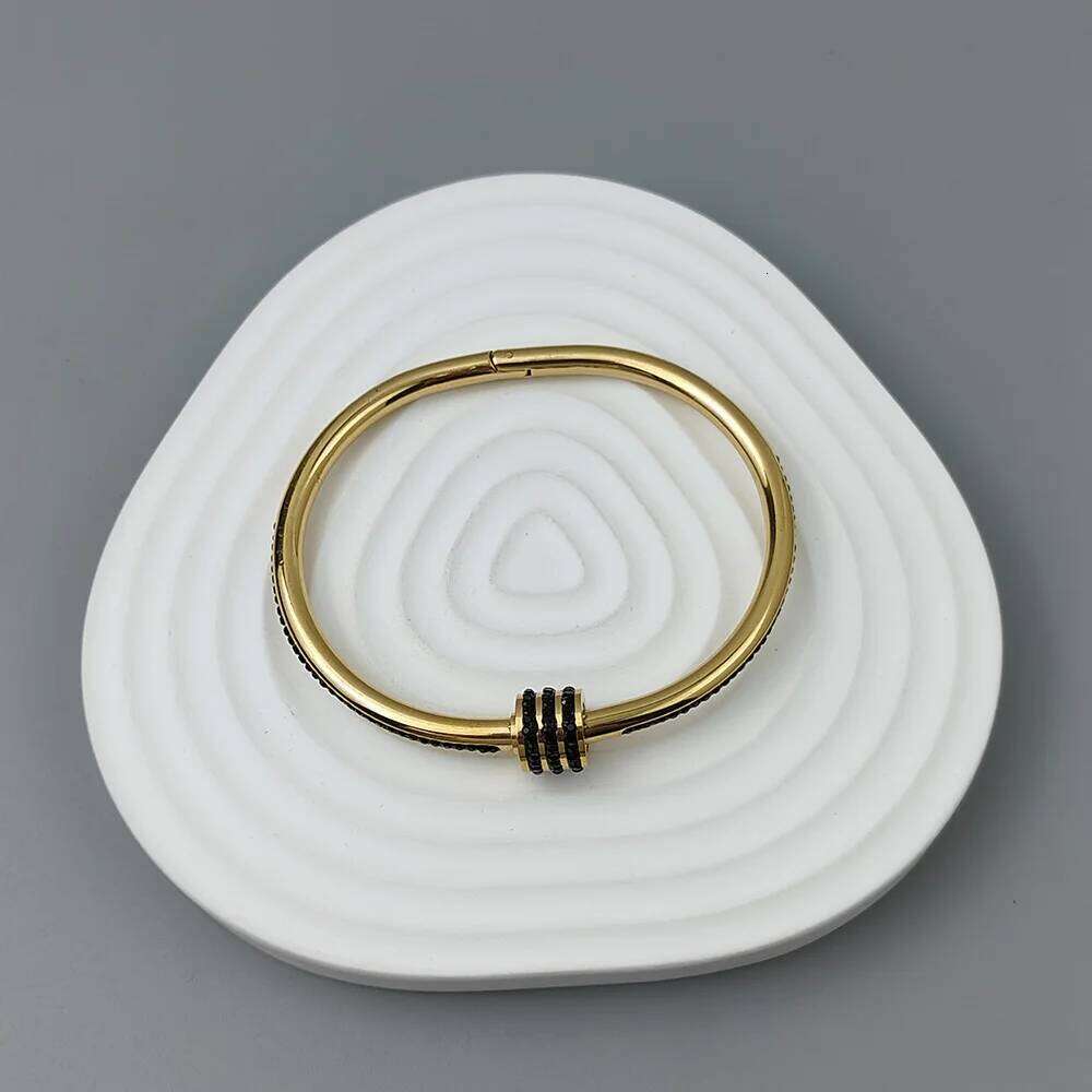 Cheap colorful rhinestone gold plated stainless steel slim waist bangle, Thanksgiving, Christmas and New Year gift Z260123