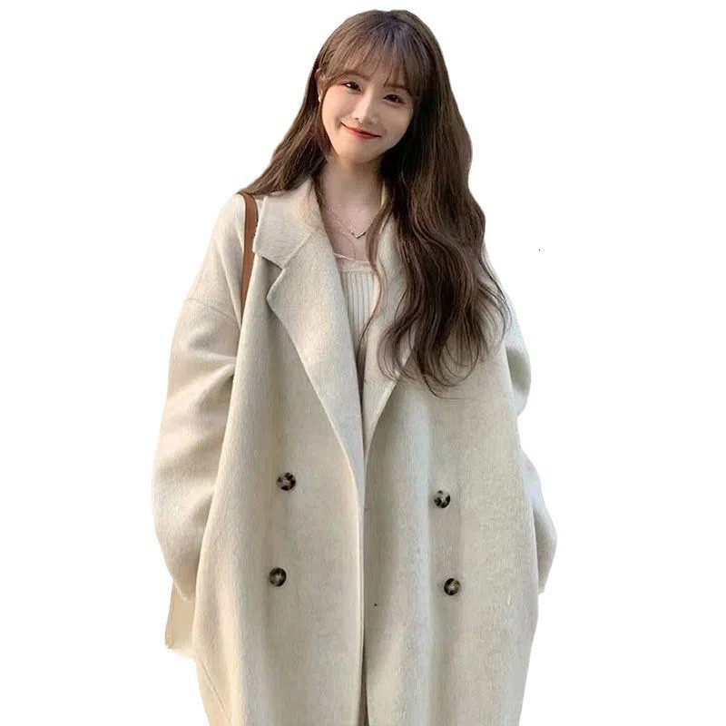2026 Socialite Woolen Coat for Women Autumn and Winter Woolen Overcoat Petite Hepburn Style Korean Trend 240820