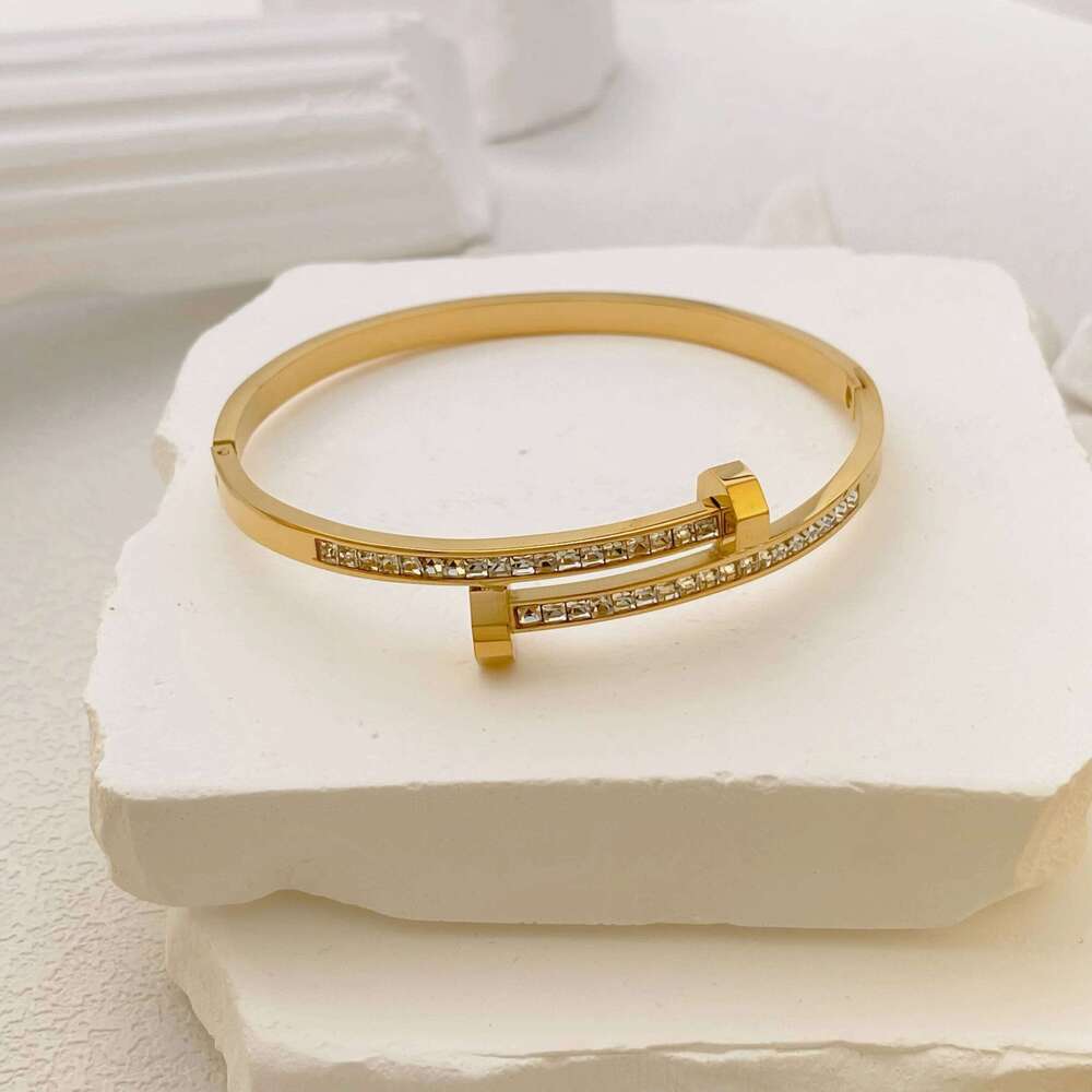 Classic Stainless Steel Punk Style Knot Charm Bangles Bracelet for Women Metal Twist Bracelets Rust-proof Wrist Jewelry Gift Z260123