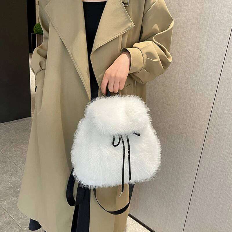 Plush Women Small Cute Drawstring Fluffy Bag Solid Color Soft Knapsack Winter Warm Faux Fur Shoulder Backpack Z260124
