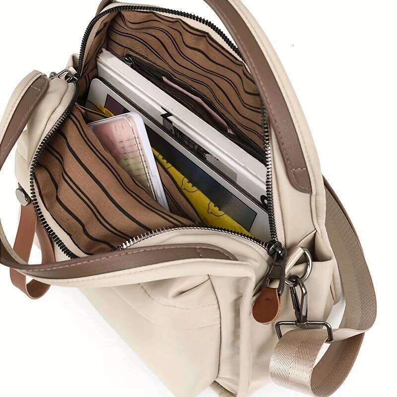 Fashion Women's Shoulder Simple Multiple Pockets Crossbody Bag Decorated With Tassels Handbags Daily Commuting Z260124