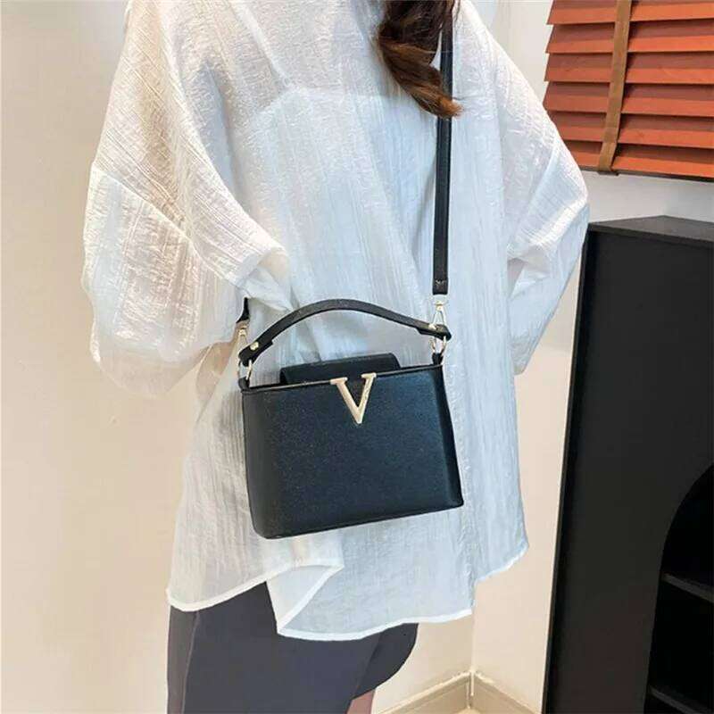 Luxury Women's Tote Chic V Shaped Stylish Pu Leather Bucket Bag, Top Cover Handbag Women Shoulder Crossbody Bags for Woman