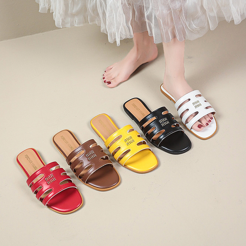 Free delivery designer Slippers Lamb wool cotton for women going out and staying at home thick soled