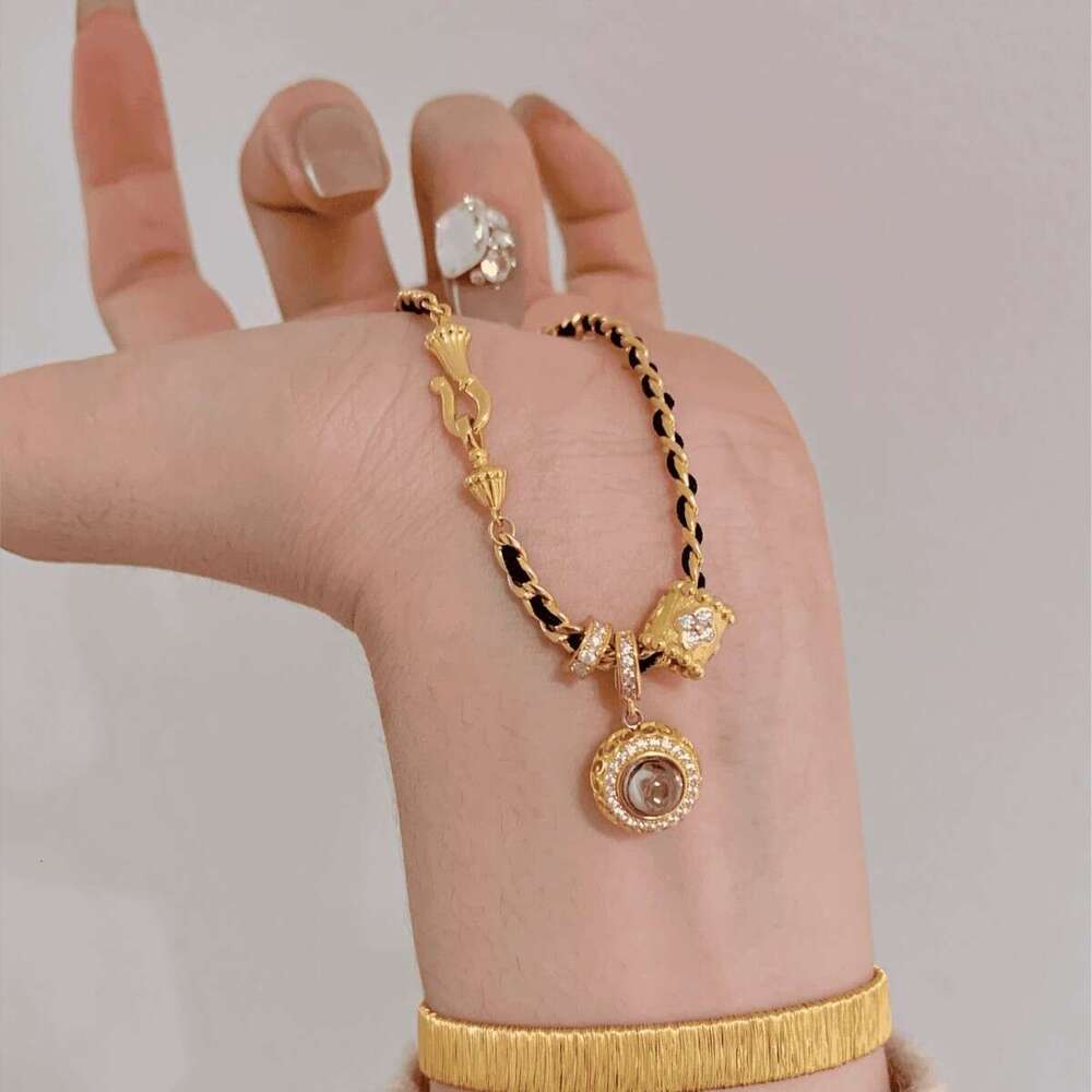 Designer Bracelets Jewelry Jewelry Style Fashion Versatile Black High-Value Gold Running Ring Bracelet Elegant High-End Jewelry Birthday Present for H