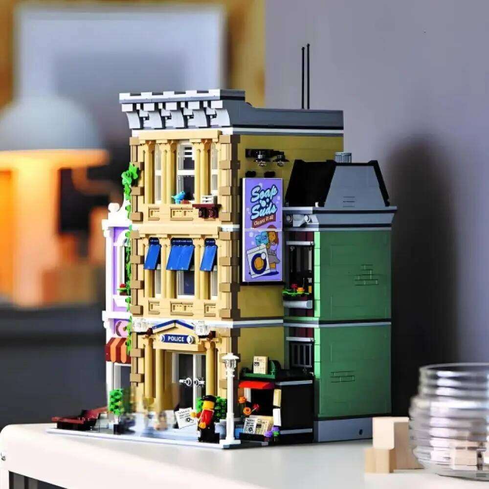 2026new 2923pcs Creator Expert Street View Series Police Station 10278 Building Block Model Educational Birthday Christmas Gifts