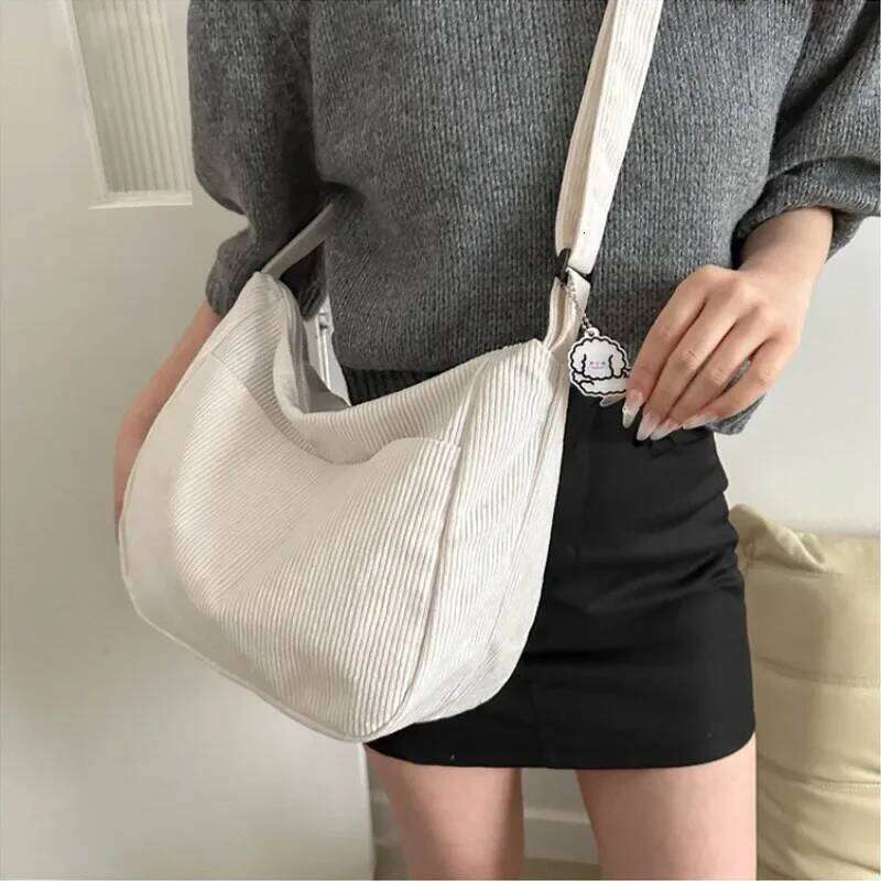 Womens Corduroy Shoulder Bag, Casual Striped Large Capacity Tote with Zipper Closure, Cute Hat Patch, Perfect for Everyday Use Z260124