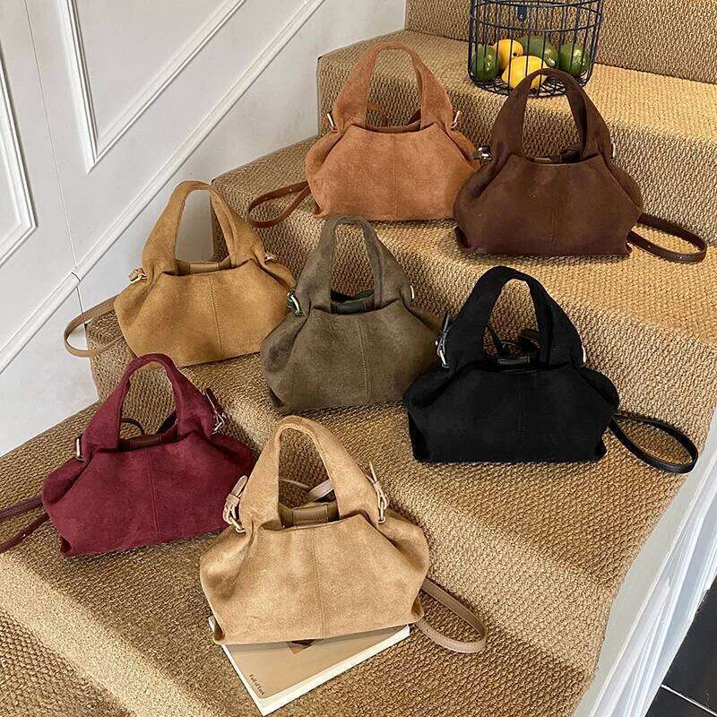 French Cloud Dumpling Brand Design Frosted New Fashion Handbag Lunch Box Retro Magnetic Clasp Shoulder Crossbody Bag Z260124