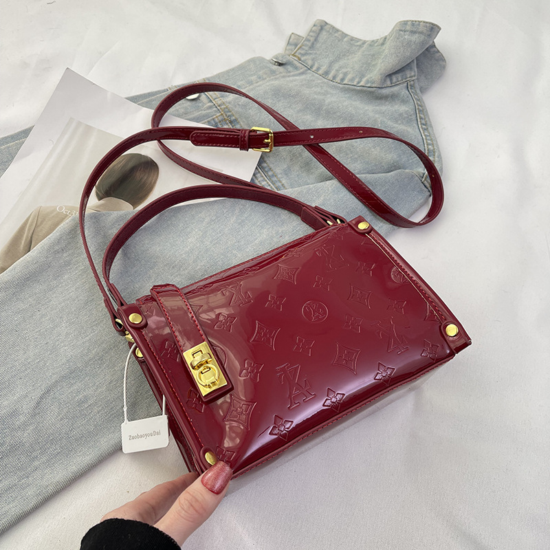 High-end small square new patent leather box European and American fashion handbag shoulder crossbody bag luxury handbag ID Card Slot Luxury Wallet De