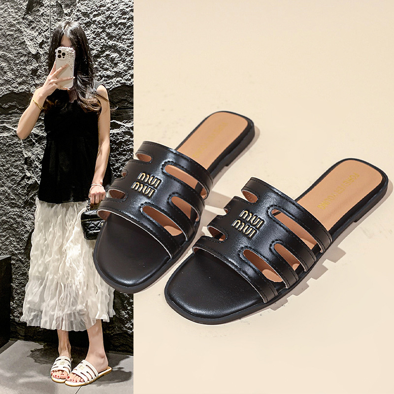 Free delivery designer Slippers Lamb wool cotton for women going out and staying at home thick soled