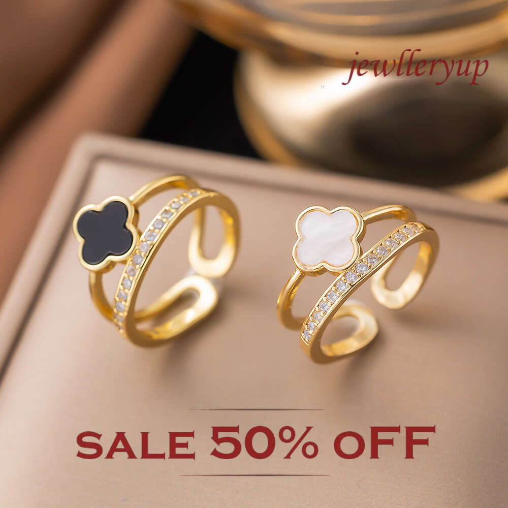 Zircon four-leaf clover ring Jade four-leaf clover finger ring with an extremely romantic style