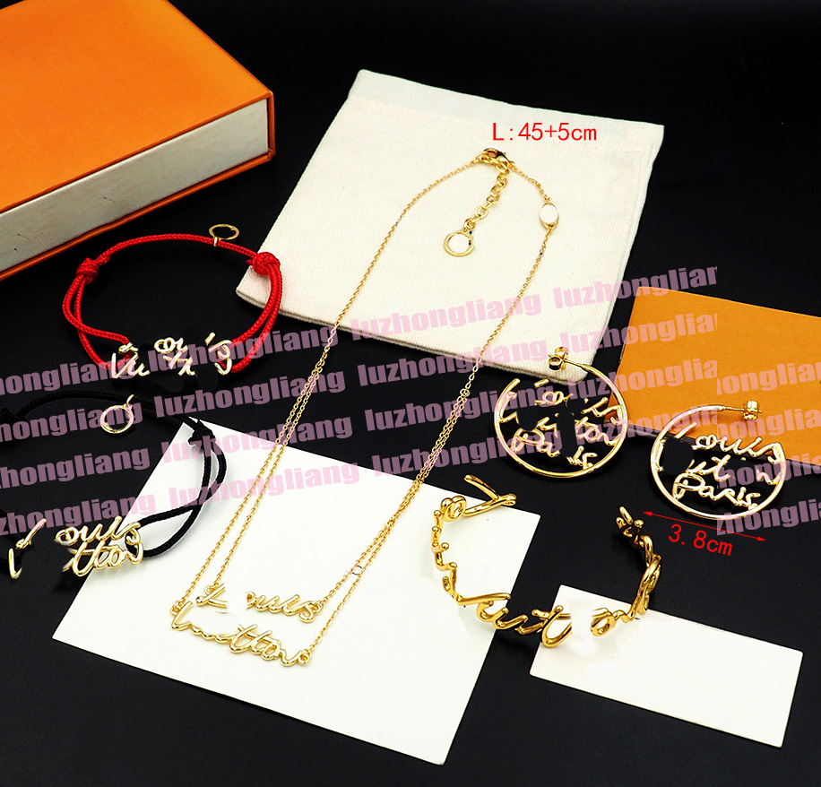 2025 Runway Double-Layer Metal Chain Letter Necklace Bracelet Gold-Plated Cord High-End Jewelry Designer Earrings Bracelet+box