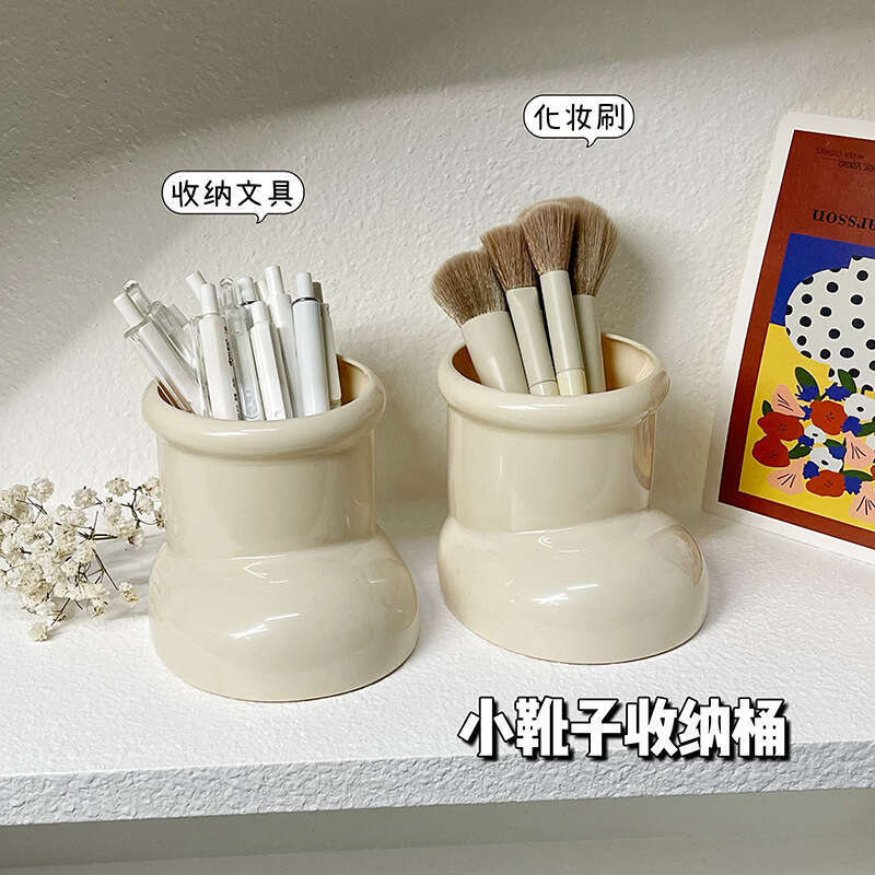 Desktop Organizer Box Cute Shoe Storage Pen Holder Makeup Brush Container for Domestic Living Room Bedroom Kitchen Use Christmas Decoration