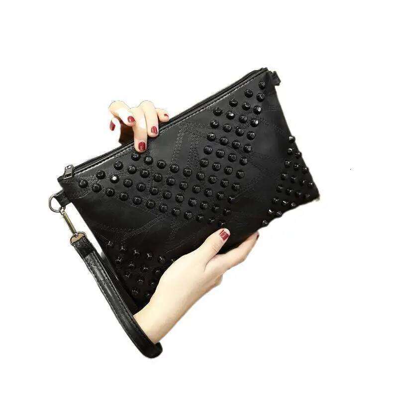Rivet Punk Envelope Clutch PU Leather Studded Wristlet Handbags Women Hand Trend Black Shoulder Bag Retro Crossbody Bags