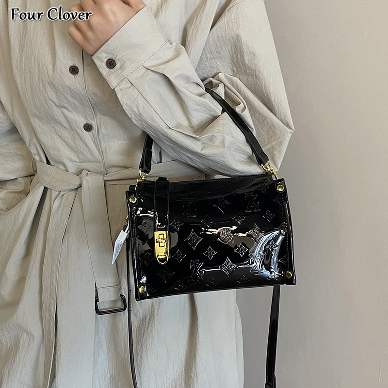 High-end small square new patent leather box European and American fashion handbag shoulder crossbody bag luxury handbag ID Card Slot Luxury Wallet De