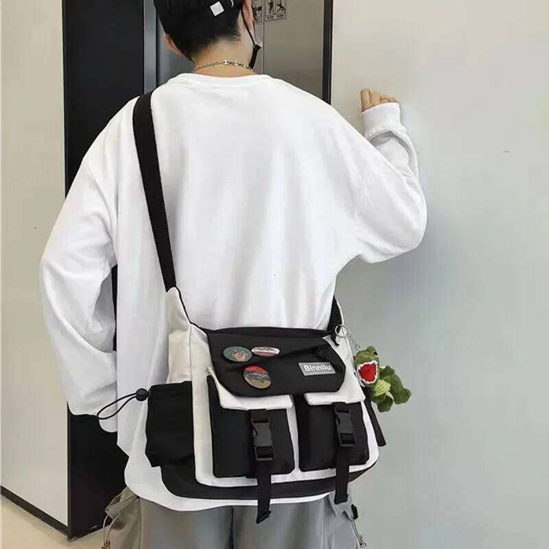 Harajuku Men Nylon Crossbody for Women Messenger Girls School Book Bags Youth Canvas Handbags Shoulder Bag Sac Bolsas Z260124