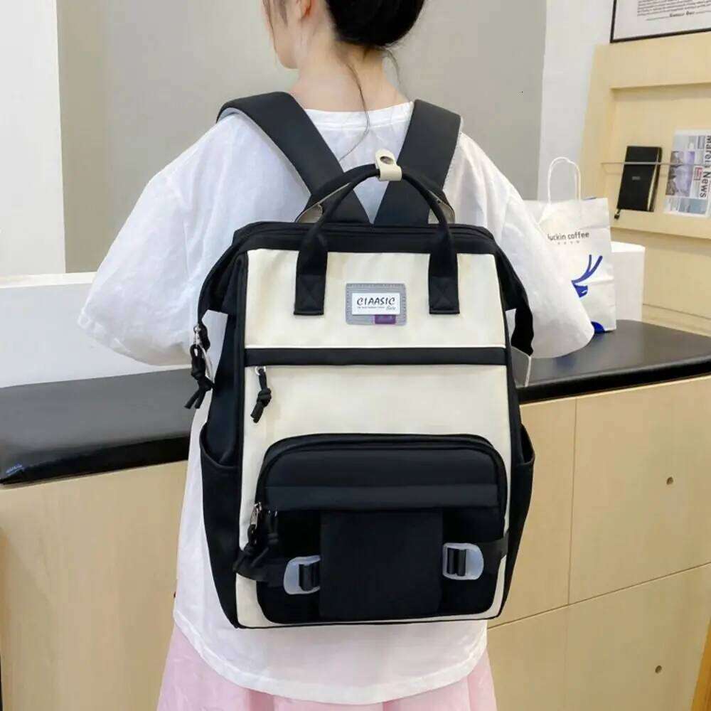 Adjustable Large Capacity Backpack Anti-splash Water Korean Style Casual Nylon Daypack Soft Contrast Color Women School Bag Z260124