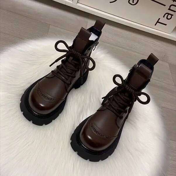 Women's Flats Platform Designer Fad Sport Shoes for Woman Ankle 2026 Winter New Trend Retro Motorcycle Boots Mujer