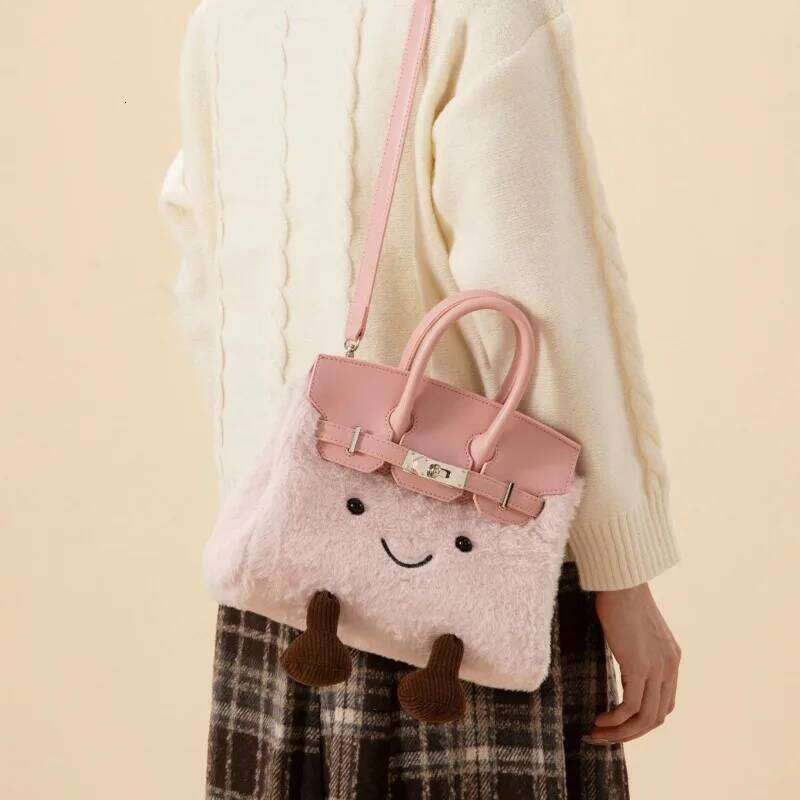 Comparable bean cute plush messenger women's 2025 autumn and winter new cartoon fashion fur bag handbag Z260124