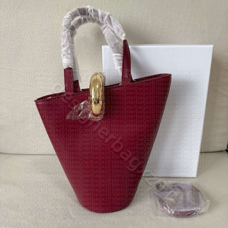 Jaquemeu Bag Designer Tote Bag Le Bambino Chiquito Bag Kimberdys Letter French Niche Asymmetric Basket Bucket Bag Kisslock Bag Handbag Shoulder Bag Saddle Bag