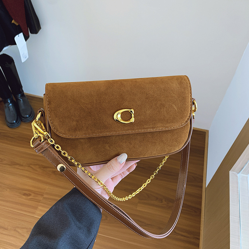 Senior Sense Bag Female New Retro Shoulder Sling Handbag Armpit Chain Bagulet Bag All Build Small Square Bag