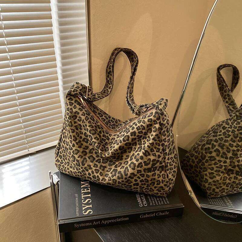 Fashionable leopard print large-capacity single-shoulder retro crossbody bags, new tote bags Z260124