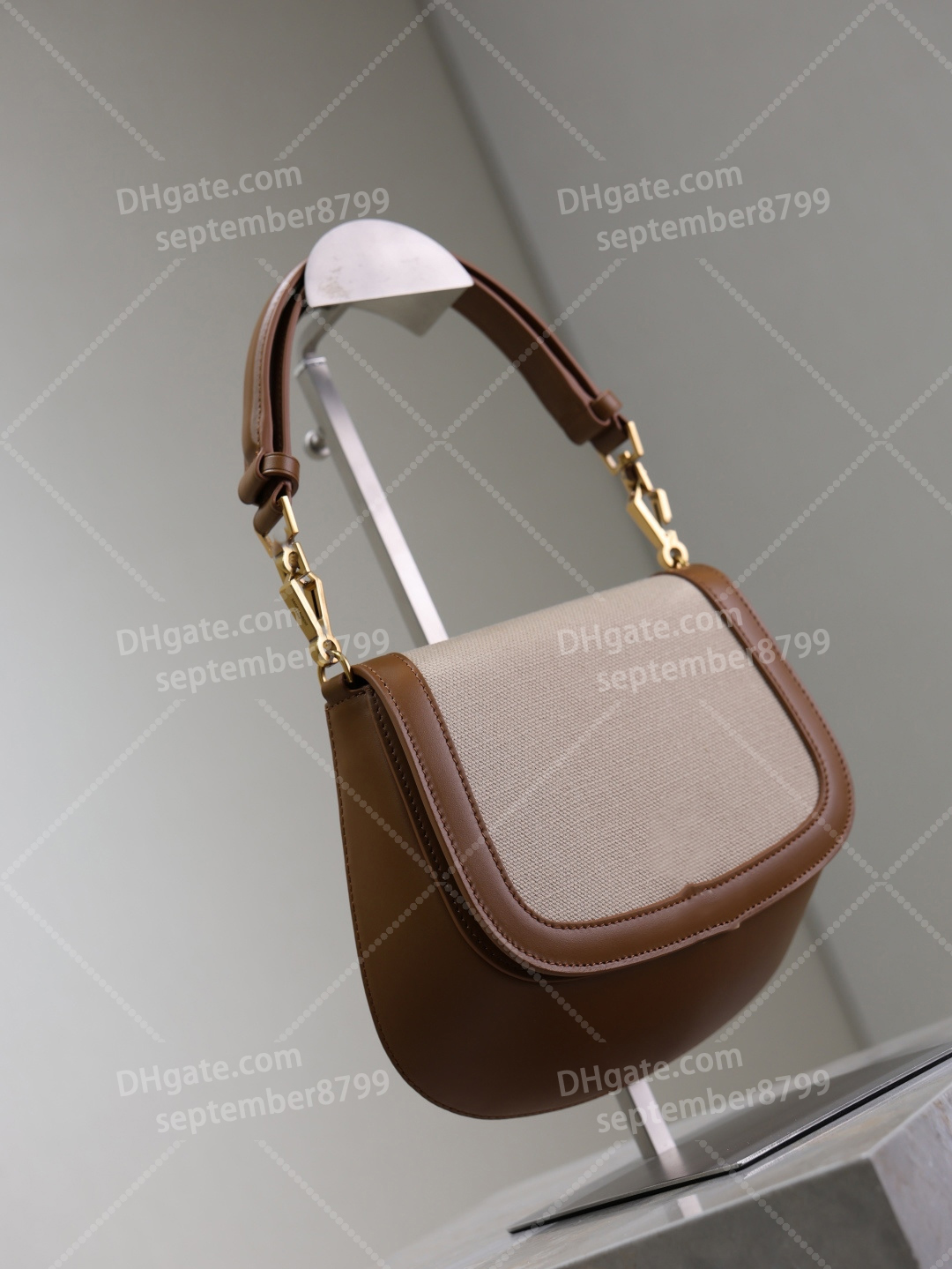 Diamond Quality Designer Women Saddle Bag Genuine Leather Underarm Shoulder Bag Lady Handbag Bag Purse Wallet for Daily Commute With Box Y009