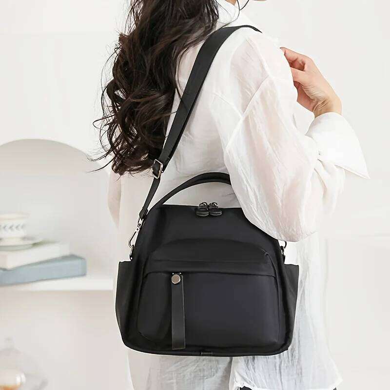 Fashion Women's Shoulder Simple Multiple Pockets Crossbody Bag Decorated With Tassels Handbags Daily Commuting Z260124