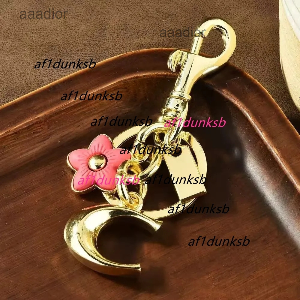 bag charm Designer Letter Co ch Keychain alloy luxury Keychains Metal Holder Car Keyrings Key Chain Fashion Accessories Coach coachkeychain cherry purse charm