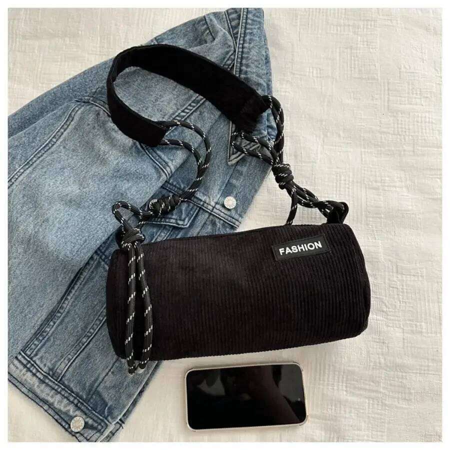 Corduroy crossbody large-capacity wide-strap single-shoulder cylindrical bag, suitable for commuting, playing and shopping Z260124