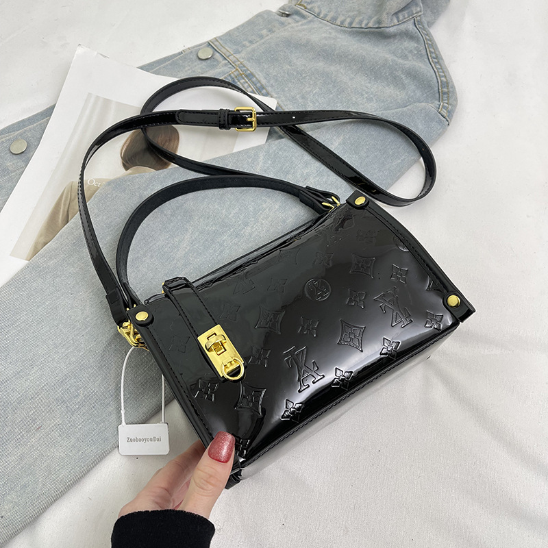 High-end small square new patent leather box European and American fashion handbag shoulder crossbody bag luxury handbag ID Card Slot Luxury Wallet De