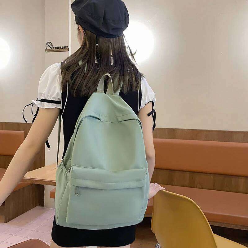 Simple solid color casual backpack, lightweight and high school student bag, multifunctional backpack,Suitable for travel,school Z260124