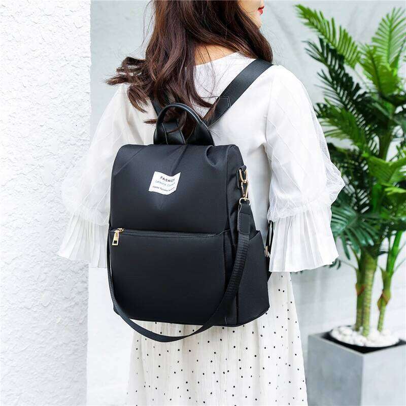 Fashionable women's large capacity backpack with adjustable shoulder straps, suitable for travel, commuting and casual outings Z260124