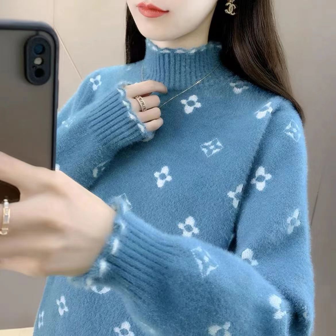 Thickened half high collar marten wool imitation womens new college style loose western-style knitting base coat in autumn and winter of 2022