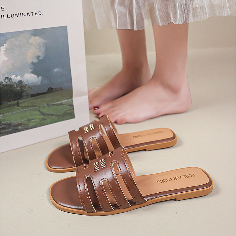 Free delivery designer Slippers Lamb wool cotton for women going out and staying at home thick soled