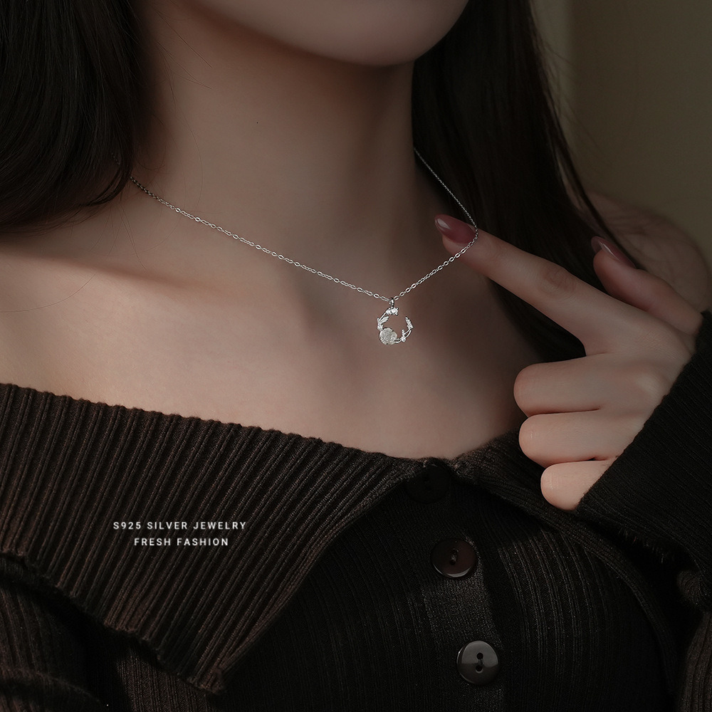 Temperament Fairy Wind Flower Ring Necklace Women's S 925 Pure Silver Colorful Rose Crescent Collar Chain Versatile Jewelry