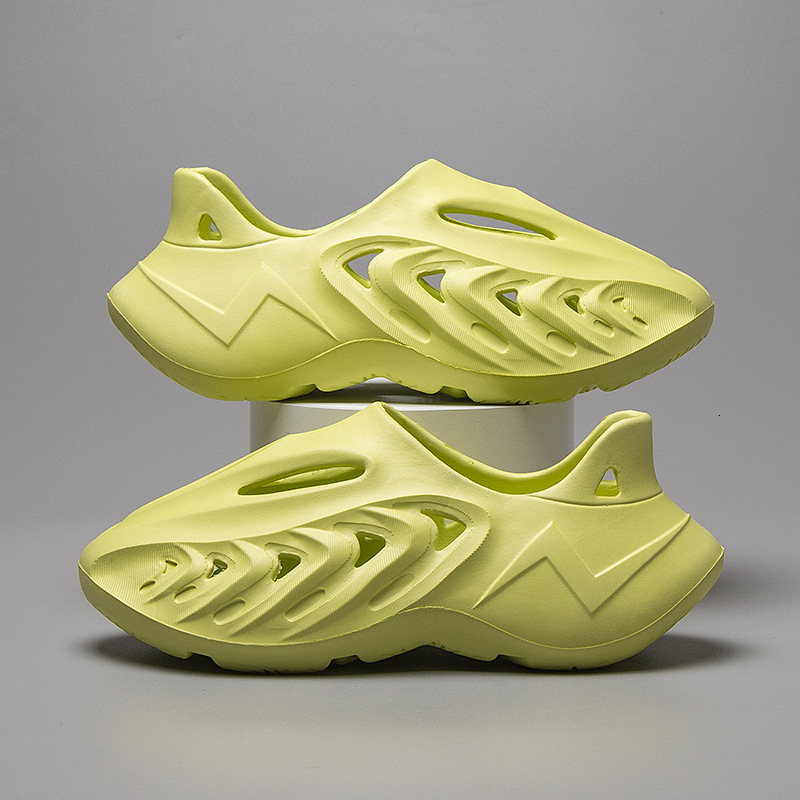 Designer Shoes Summer Camouflage Sports Clogs Men's Hollow EVA Sandals Beach Shoes