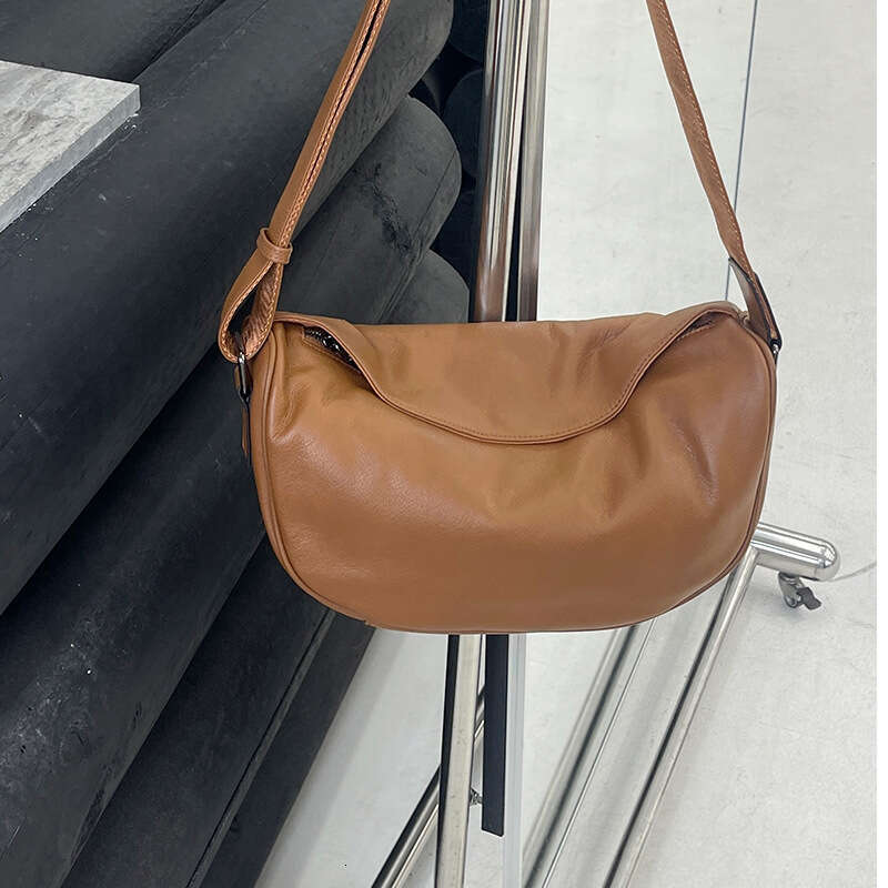 Luxury Shoulder Bags Totes Hobo Cute Lucky Genuine Leather Single Top Layer Cowhide European And American Retro Fashion Crossbody Bag Export Hot Selli
